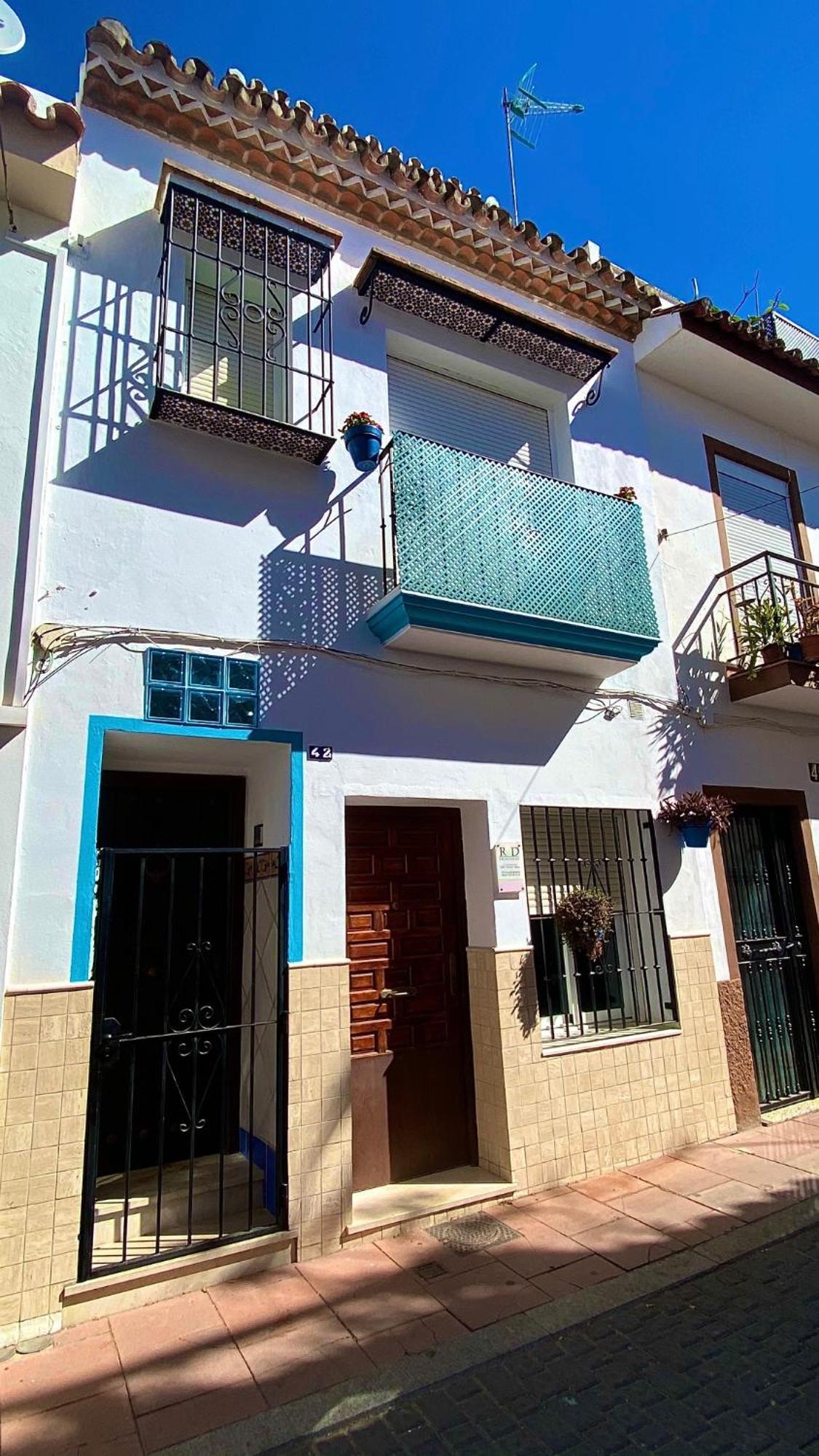 Loving Mediterranean Home เอสเตโปนา ภายนอก รูปภาพ